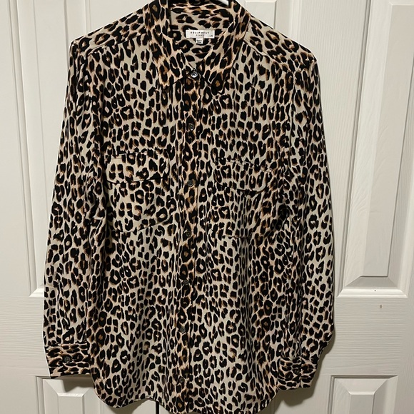 Equipment Femme Leopard 100% silk button down . New w/o tags - Picture 1 of 5